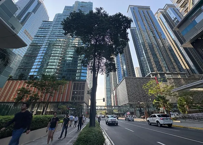 Modern Spacious 2br In Bgc With Direct Mall Access * مانيلا