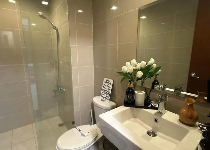 Modern Spacious 2br In Bgc With Direct Mall Access